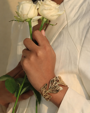 Gold-Tone Leaf Design Bracelet