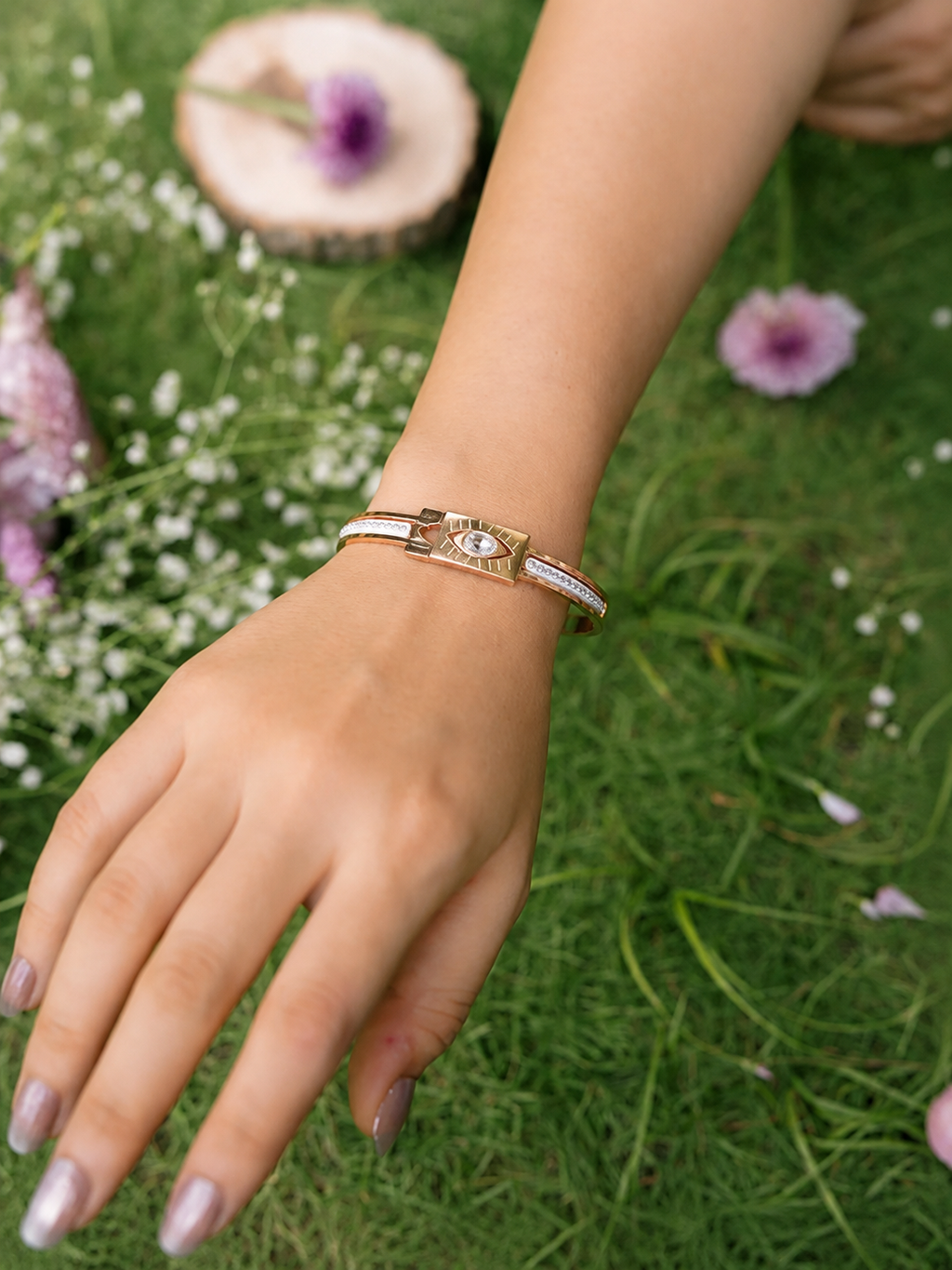 Elegant Evil Eye Crystal Bracelet