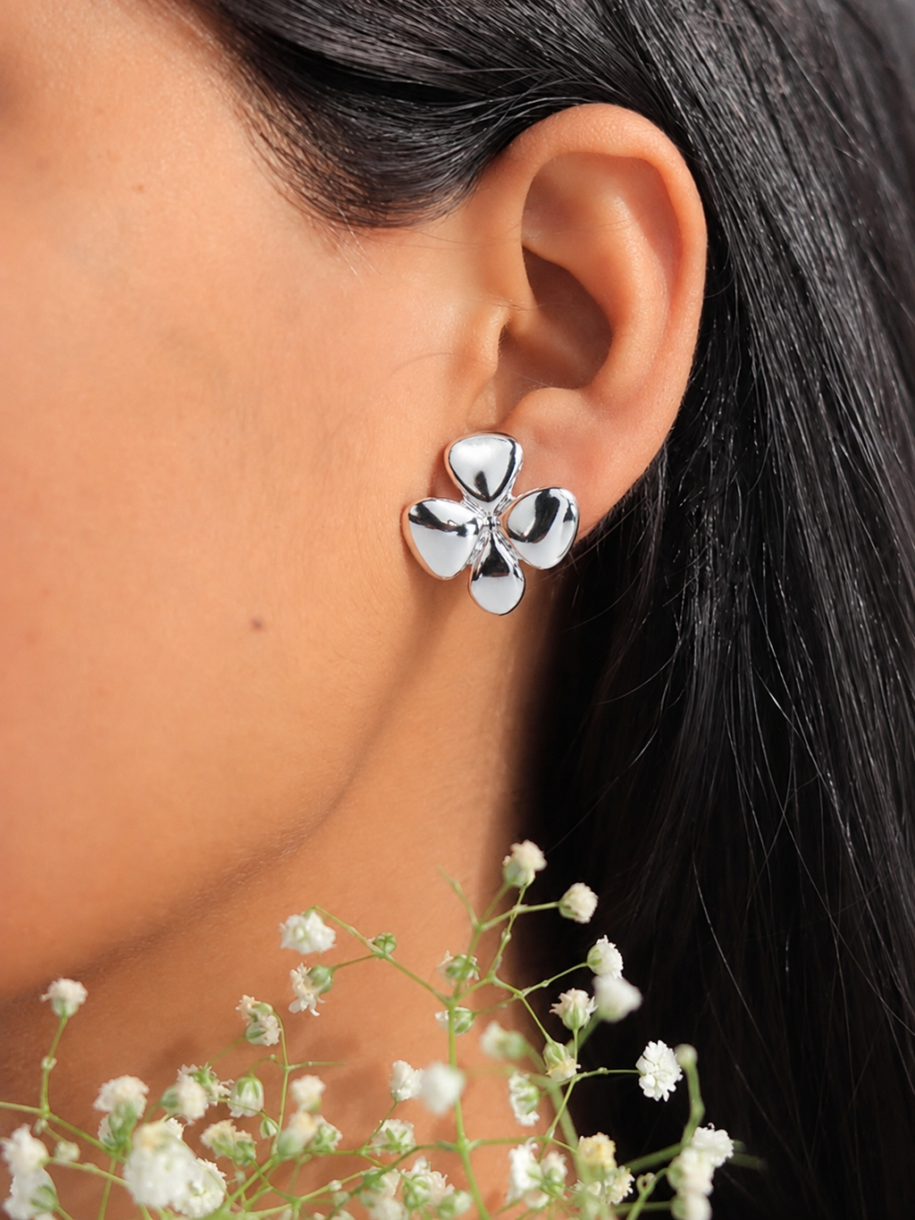 Silver Clover Bloom Stud Earrings