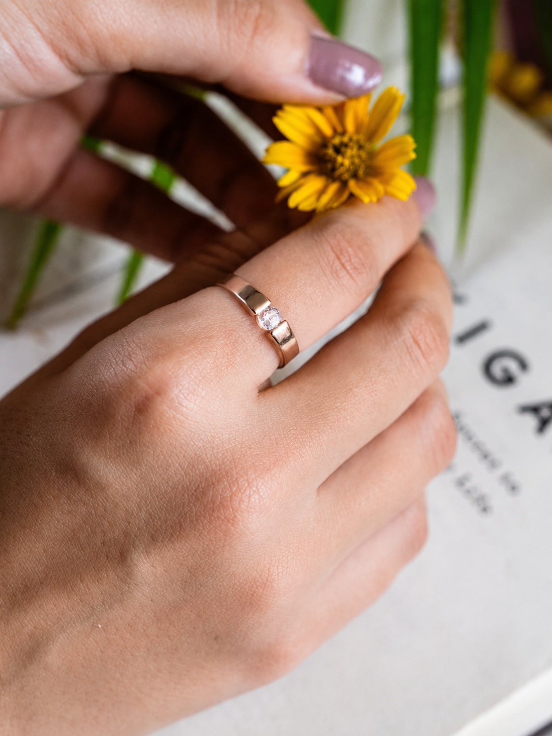 Elegant Minimalist Solitaire Ring